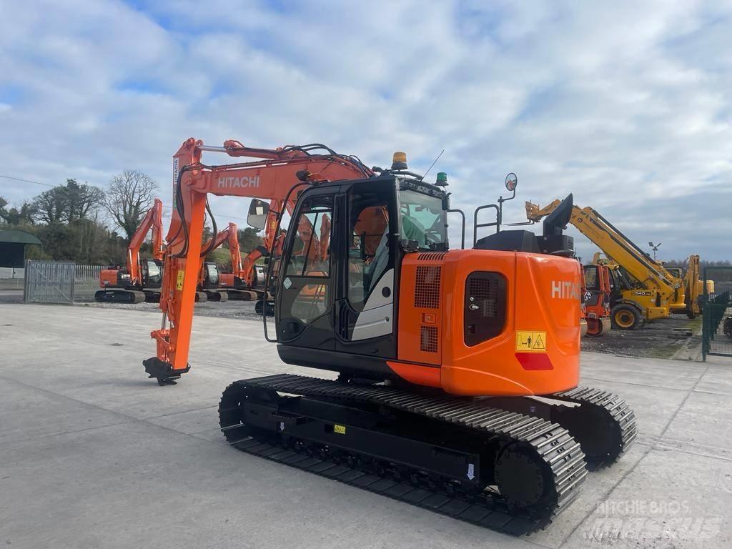 Hitachi ZX 135 US-6 Pásové rýpadlá
