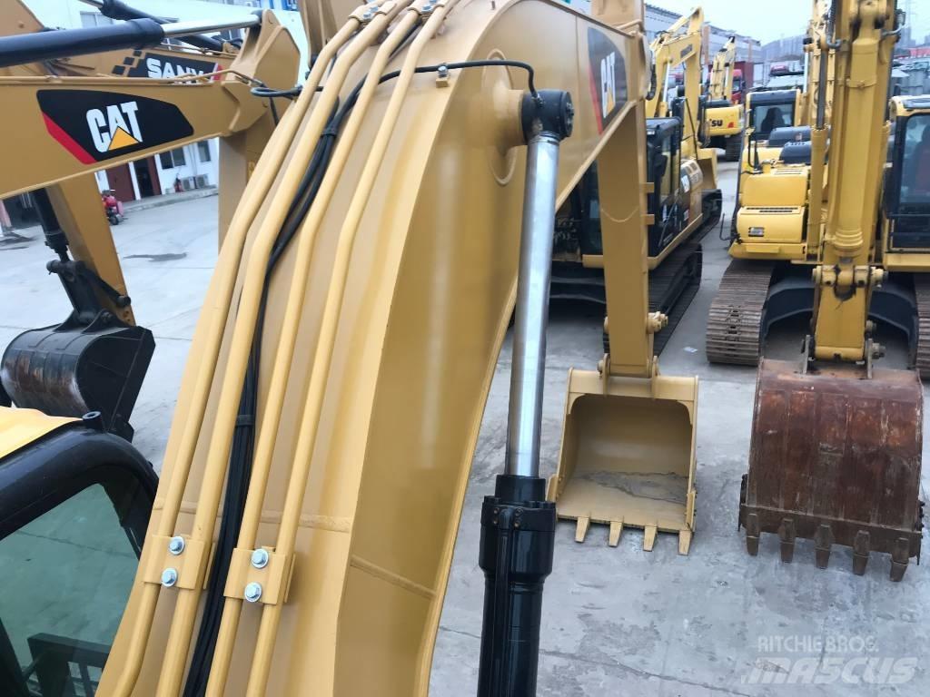 CAT 320 D Pásové rýpadlá