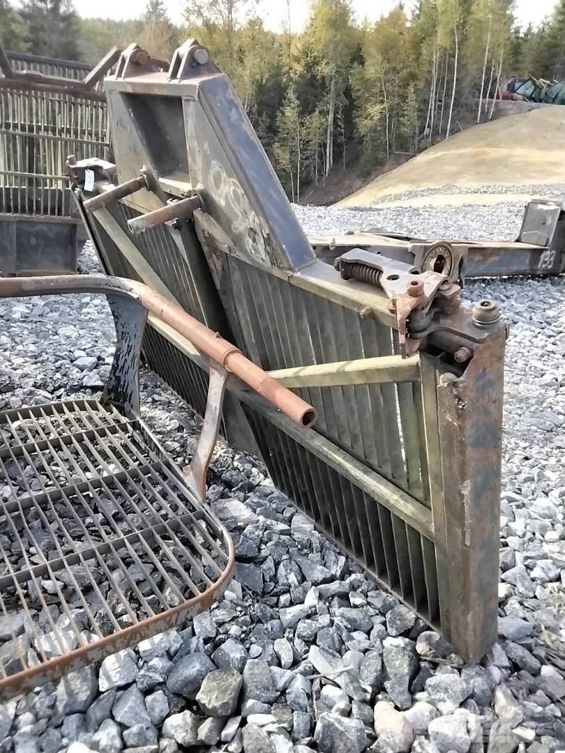 Valmet 860.1 Ďalšie komponenty