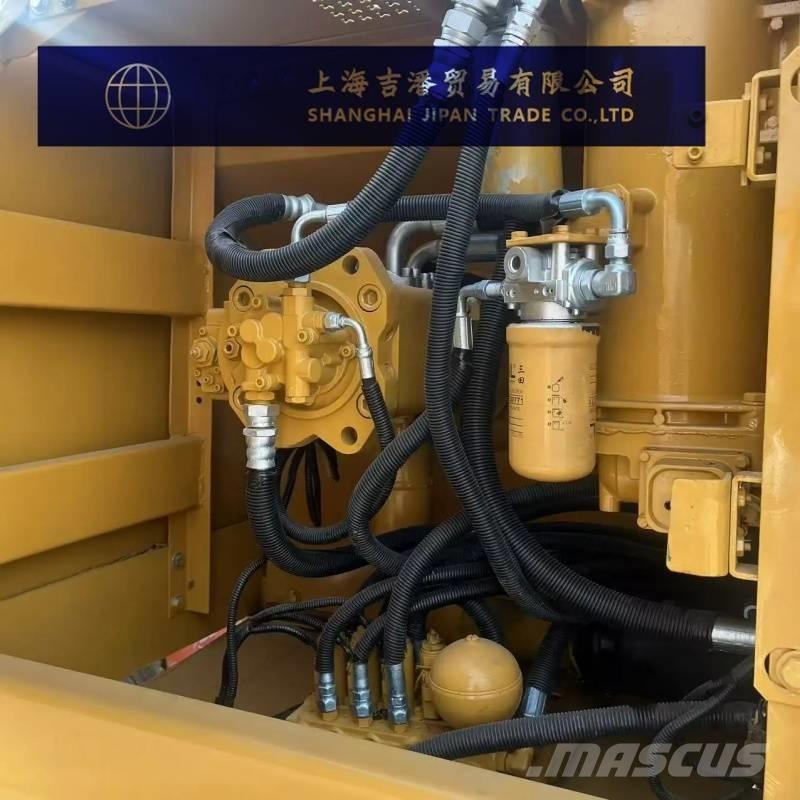 CAT 320 B L Pásové rýpadlá