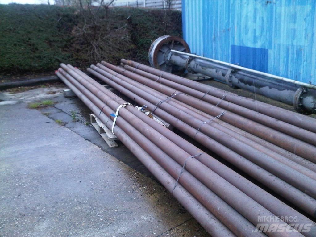  Drill pipes 32' X 4" Zariadenie na hlbinné vŕtanie ropy a plynu