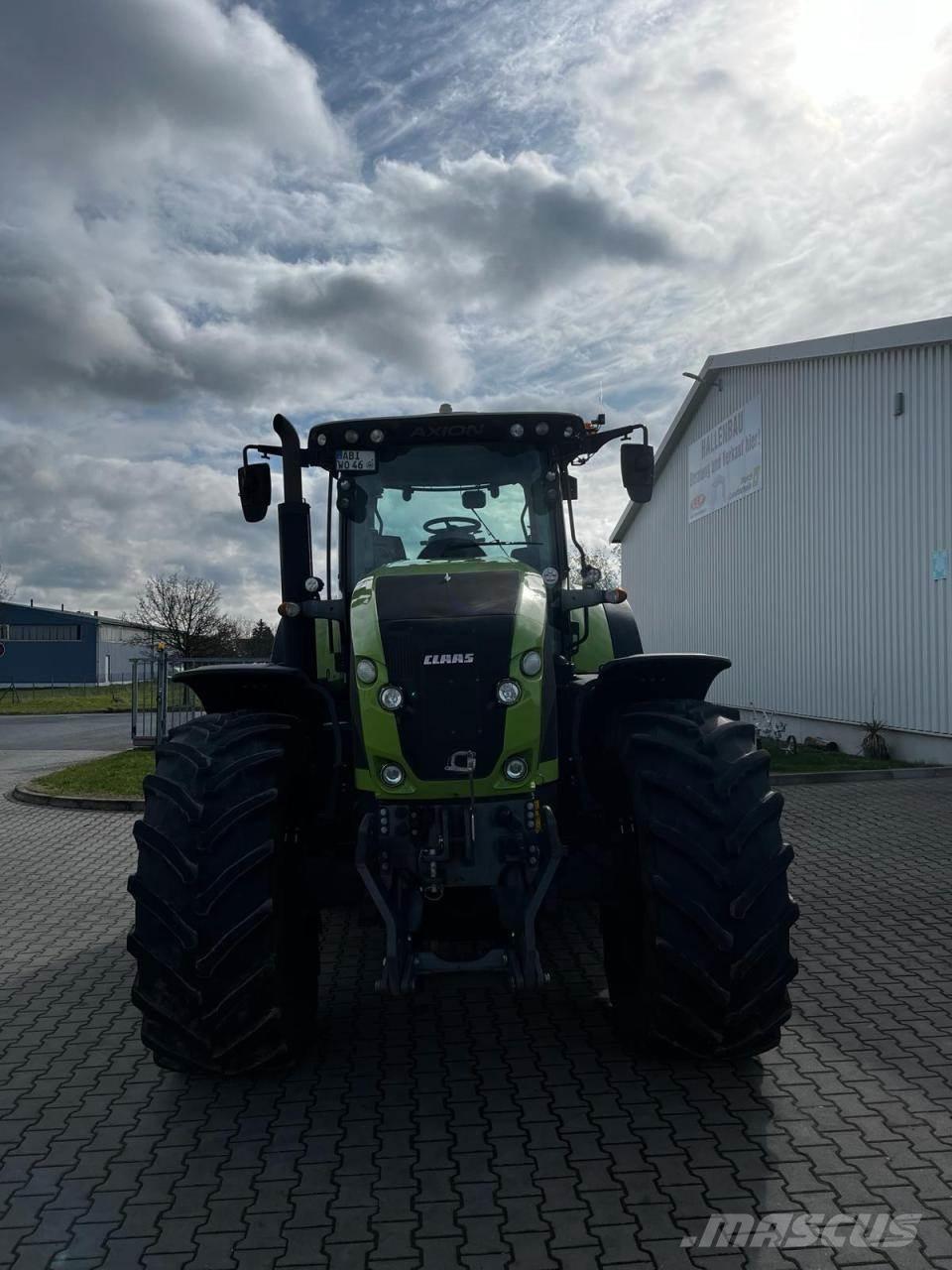 CLAAS Axion 940 Traktory