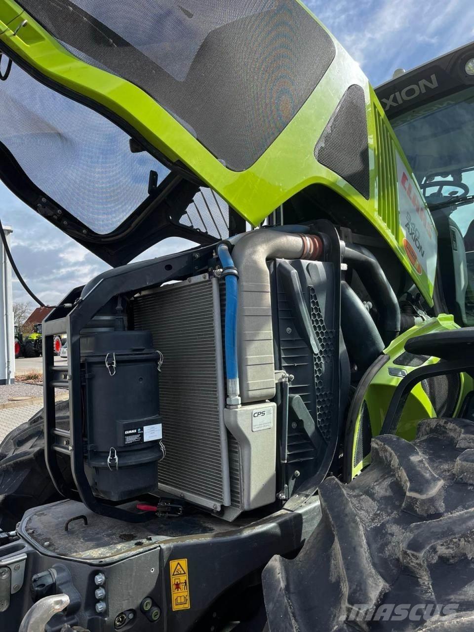 CLAAS Axion 940 Traktory