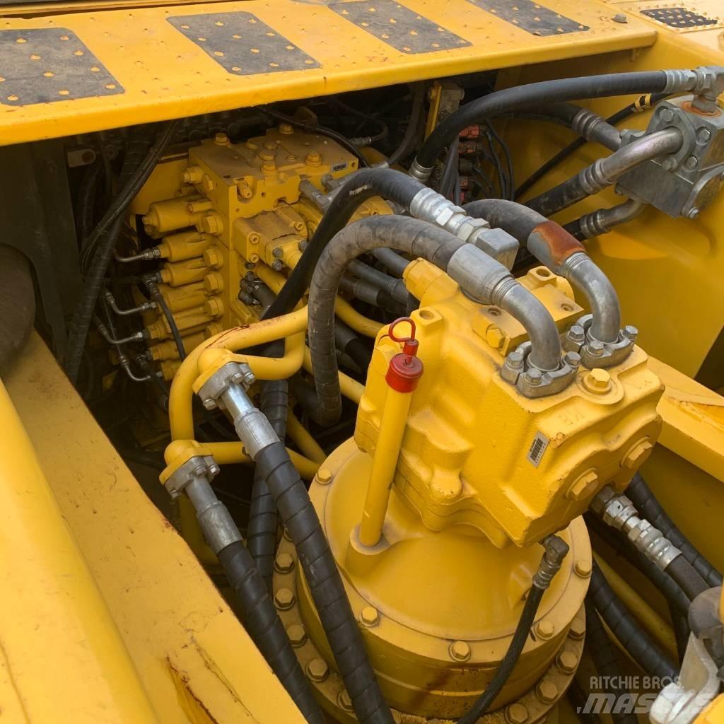 Komatsu PC450-8 Pásové rýpadlá