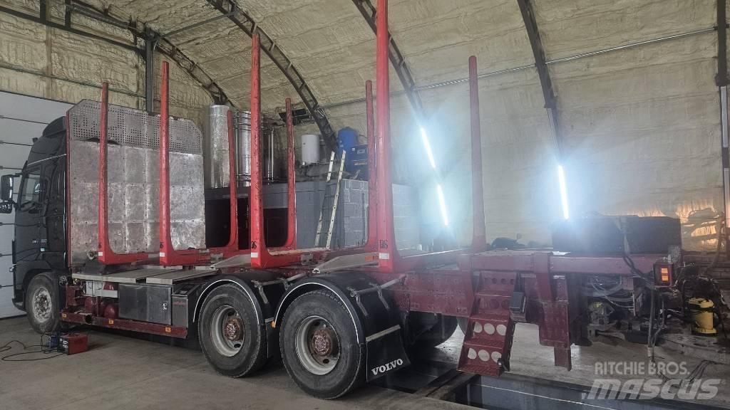 Volvo FH16 Nákladné vozidlá na prepravu dreva