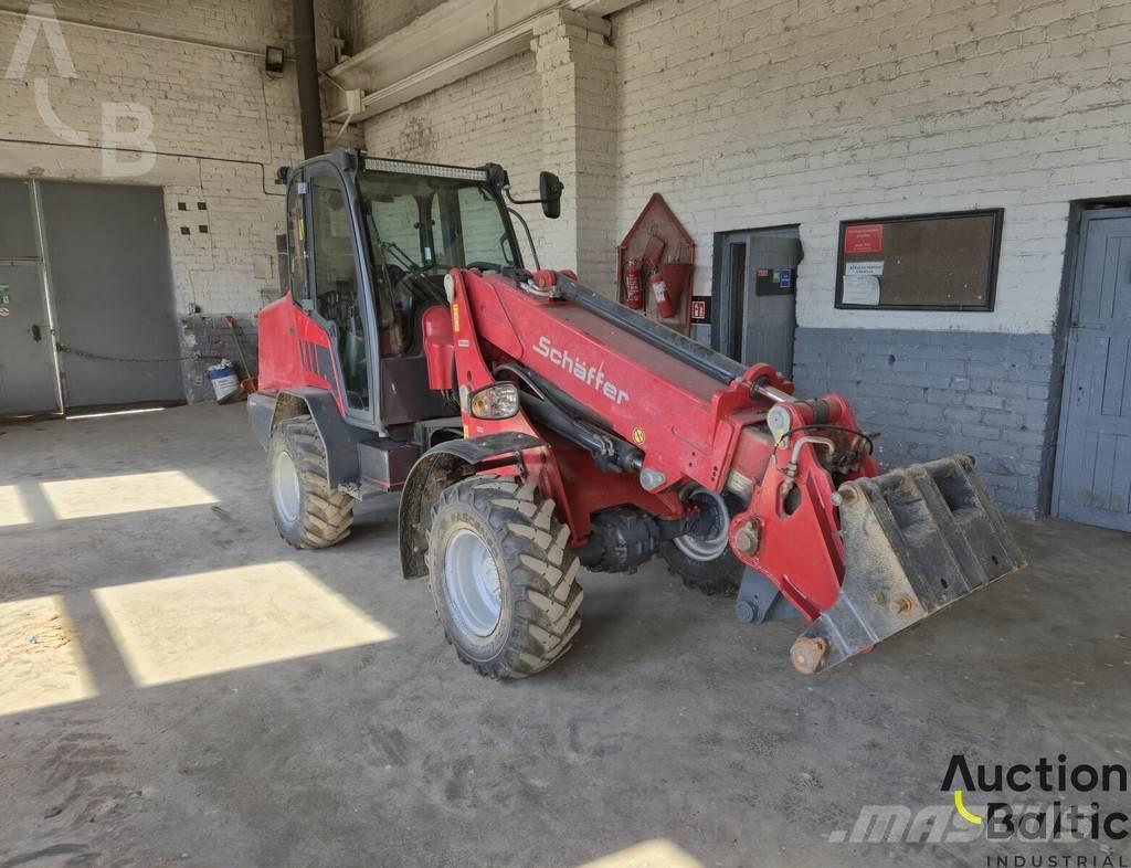 Schäffer 5680T Kolesové nakladače