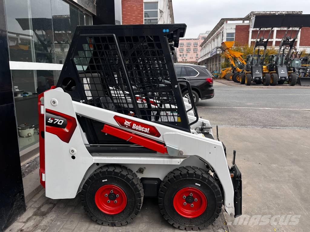 Bobcat S 70 Šmykom riadené nakladače