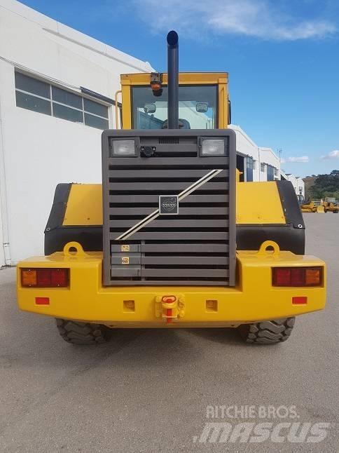 Volvo L90C Kolesové nakladače