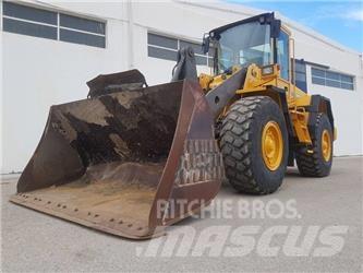 Volvo L90C Kolesové nakladače