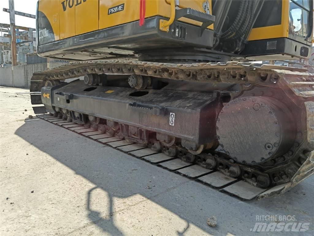 Volvo EC210B Pásové rýpadlá