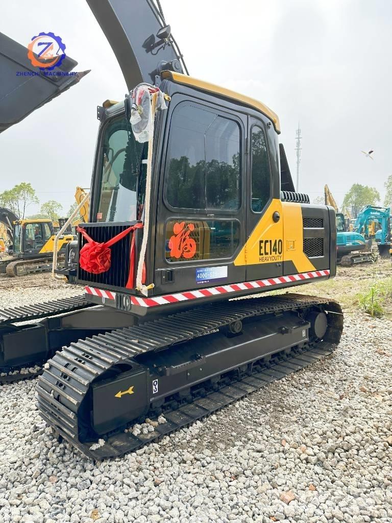 Volvo EC 140 D Midi rýpadlá 7 t - 12 t