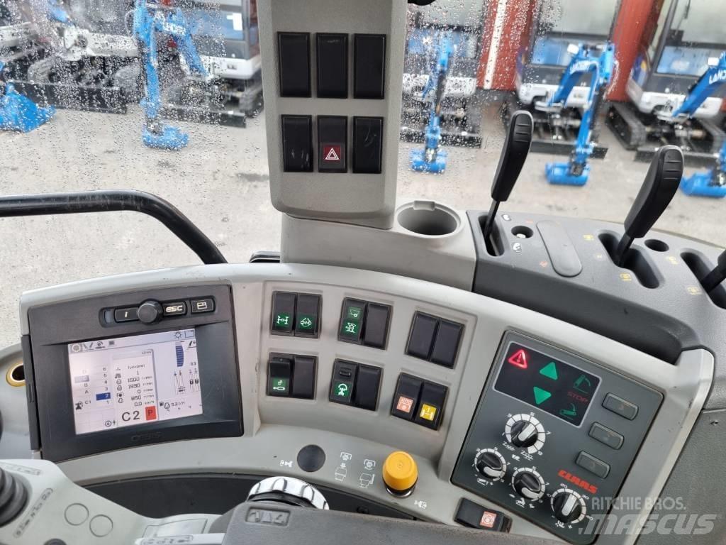 CLAAS 820 Axion Traktory
