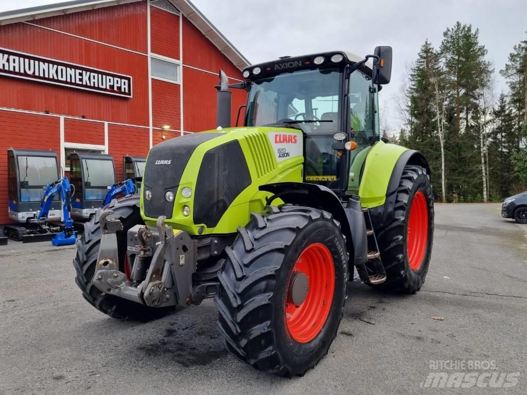 CLAAS 820 Axion Traktory