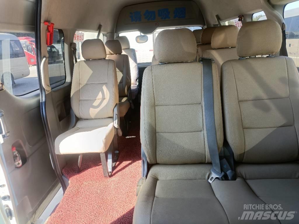 Toyota Hiace Medzimestské autobusy