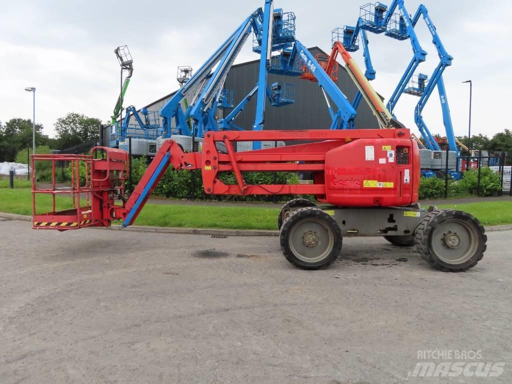 Genie Z 45/25 J Kĺbové plošiny