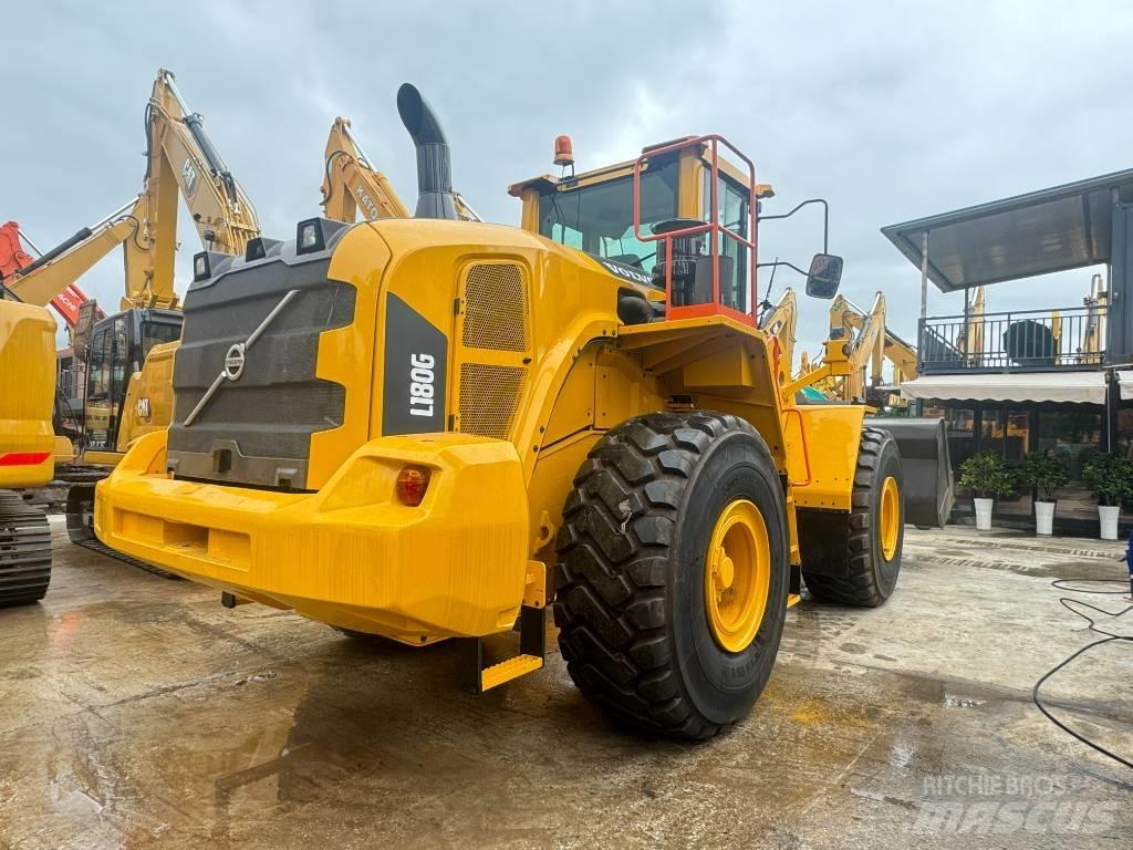 Volvo L 180 G Kolesové nakladače