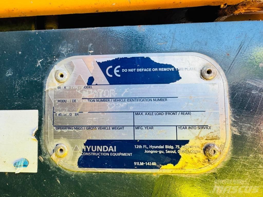 Hyundai HX130A LCR Pásové rýpadlá