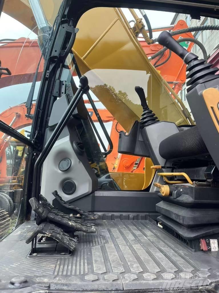 CAT 320 GC Pásové rýpadlá