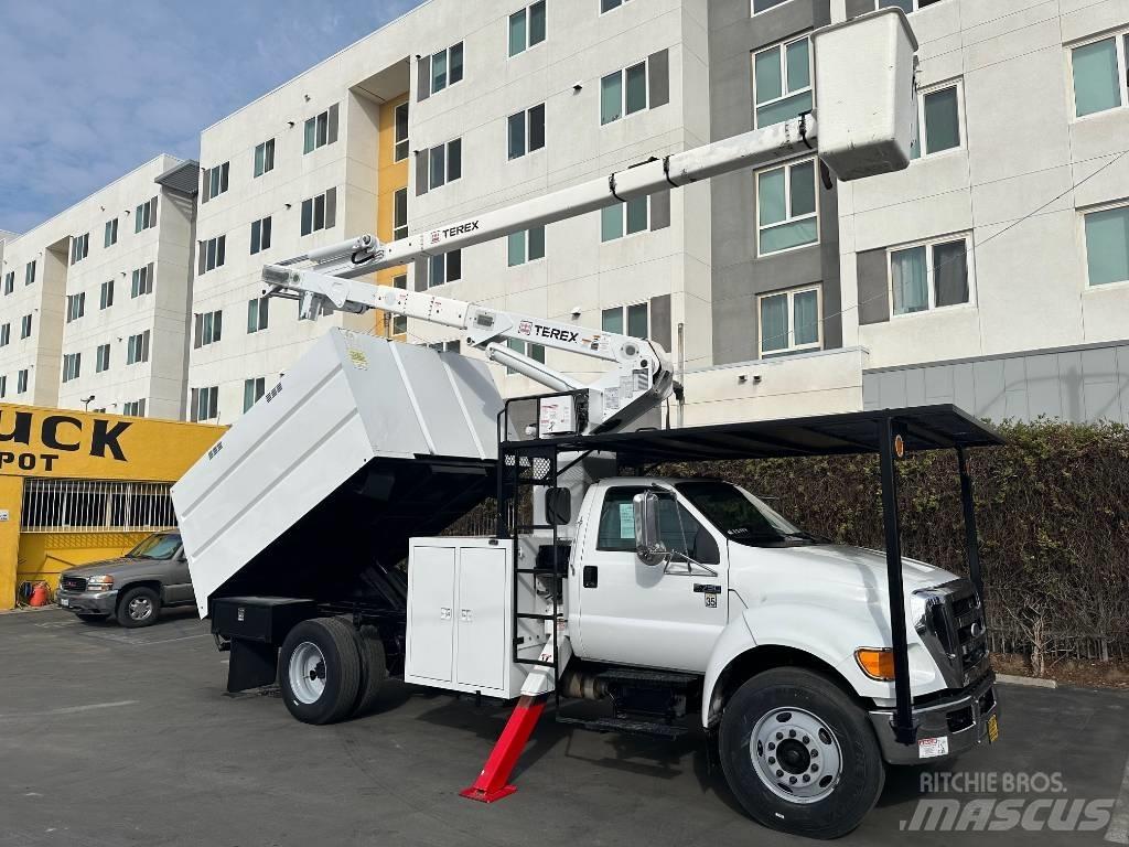 Ford F 750 SD Ďalšie nákladné vozidlá