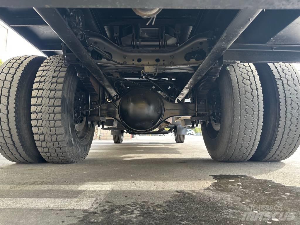 Ford F 750 SD Ďalšie nákladné vozidlá