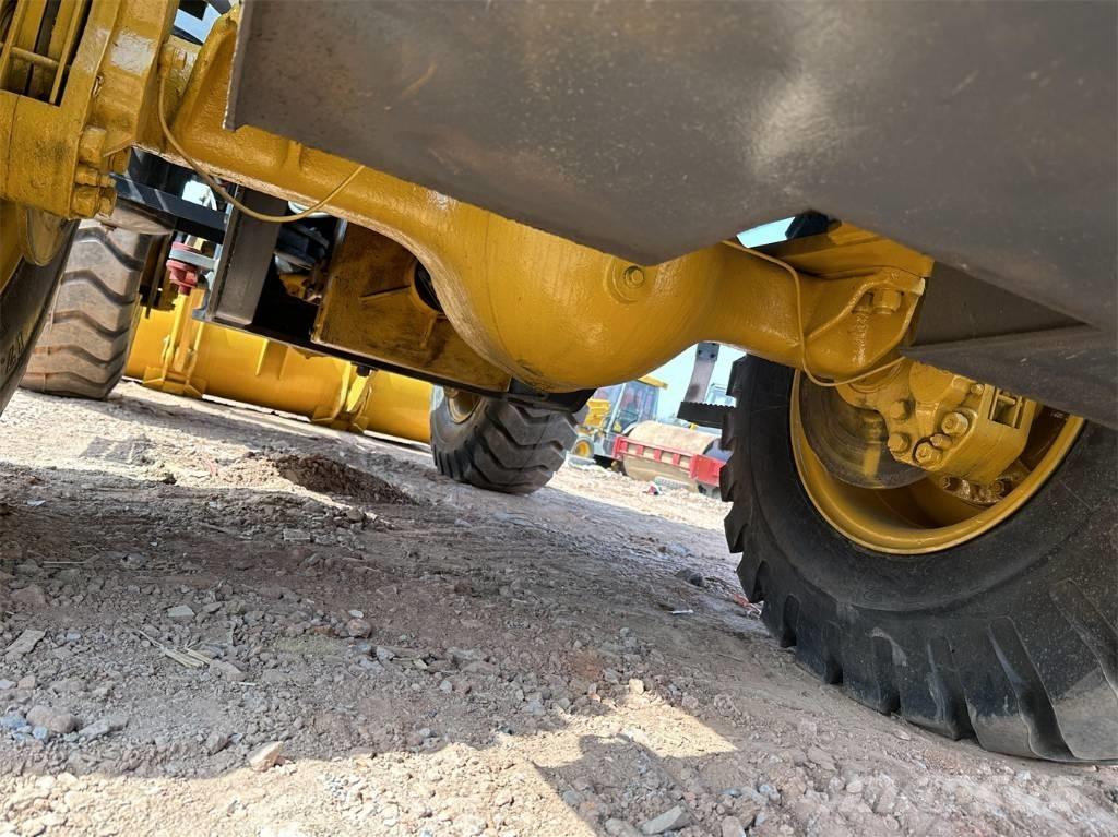 SDLG L 936 Kolesové nakladače