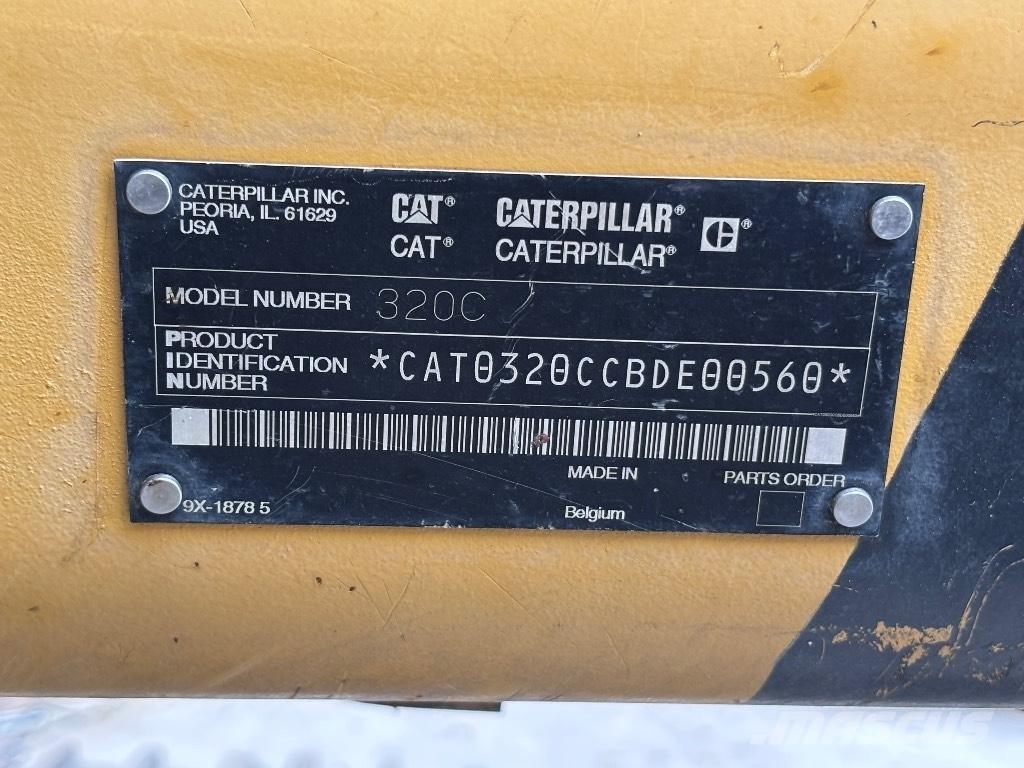 CAT 320 C L Pásové rýpadlá