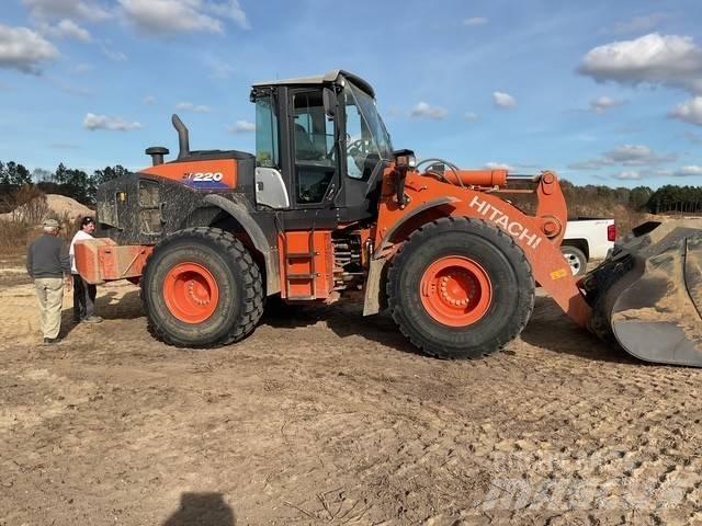 Hitachi ZW 220 Kolesové nakladače