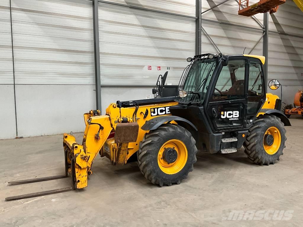 JCB 535-125 Teleskopické manipulátory
