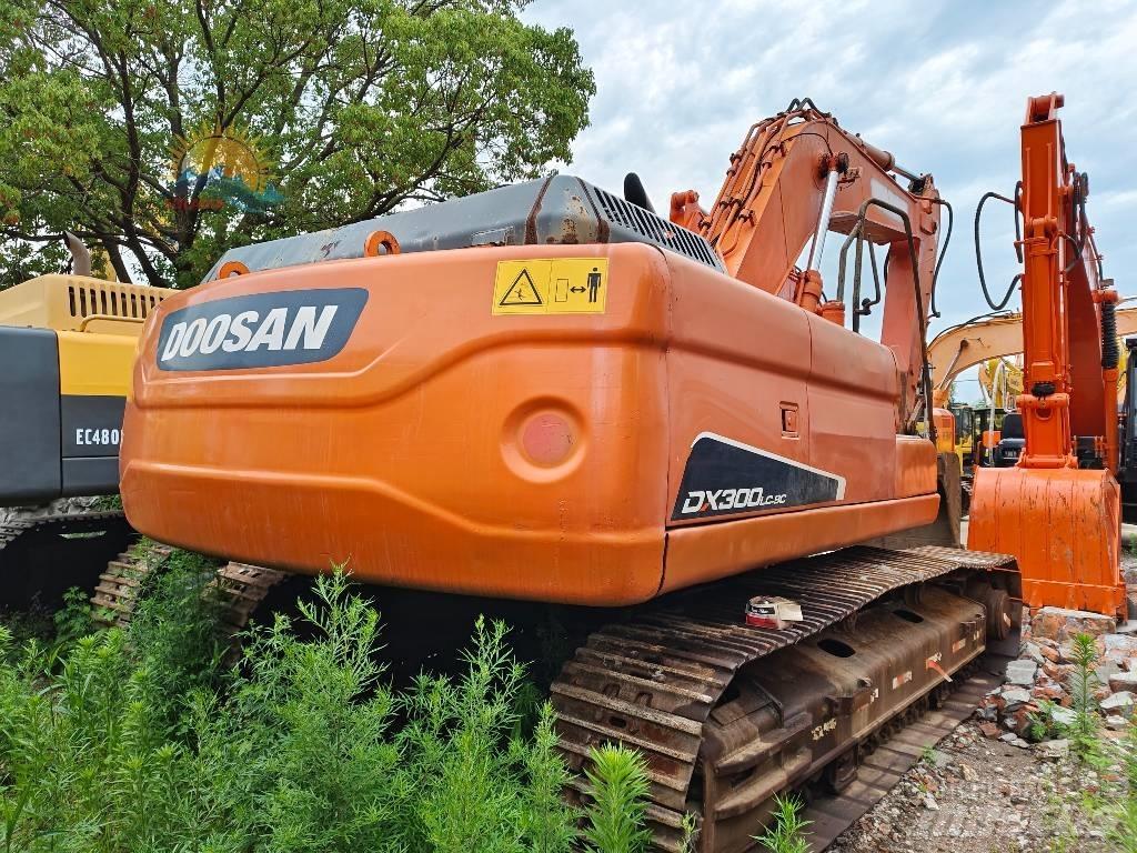 Doosan DX 300 LC-9C Pásové rýpadlá