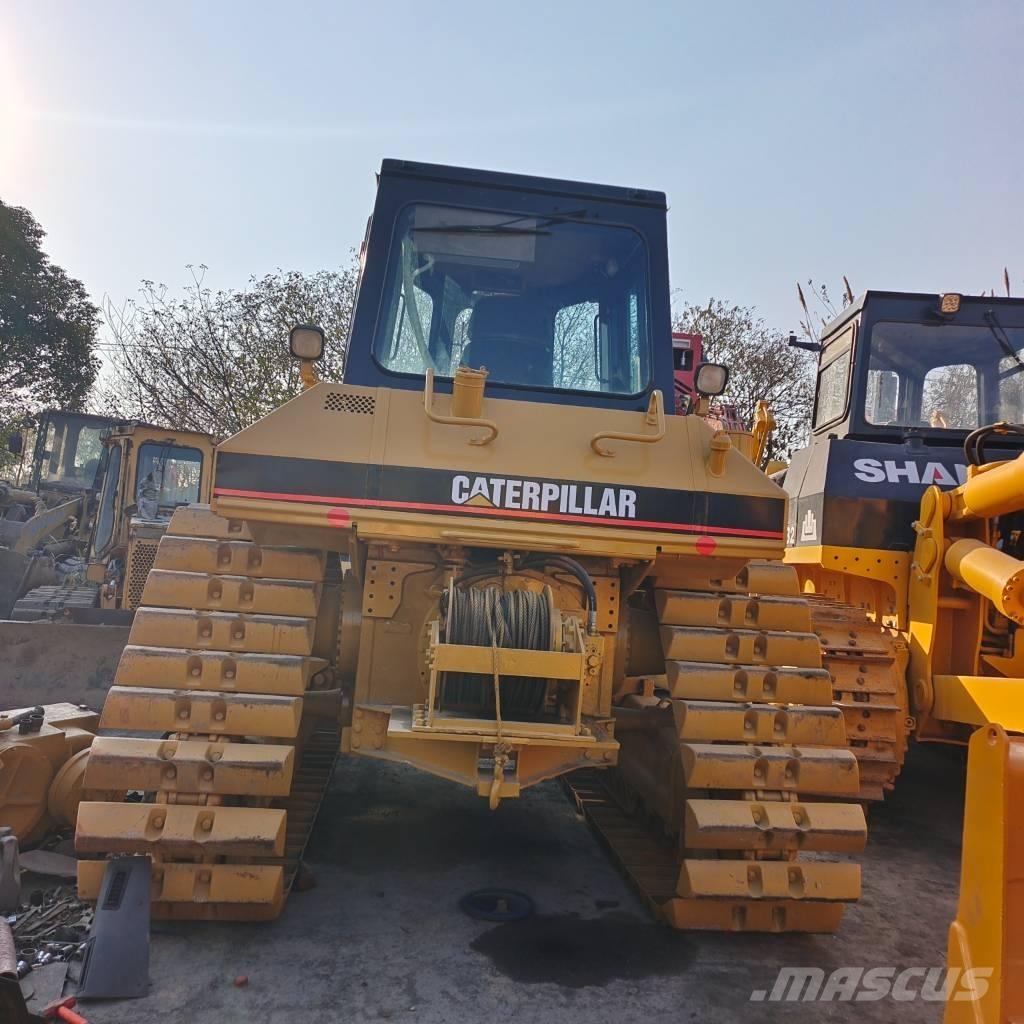 CAT D6R Pásové dozéry