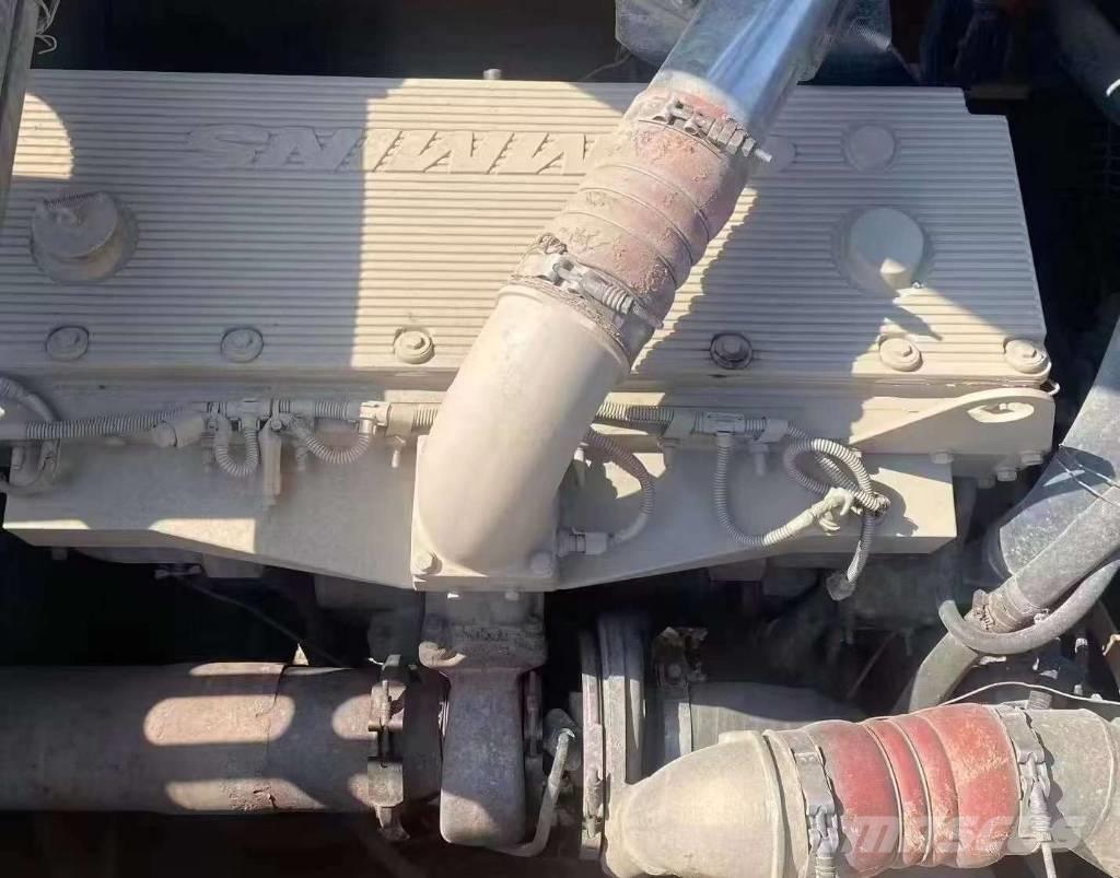 Hyundai 485LVS Pásové rýpadlá