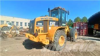 CAT 930 G Kolesové nakladače