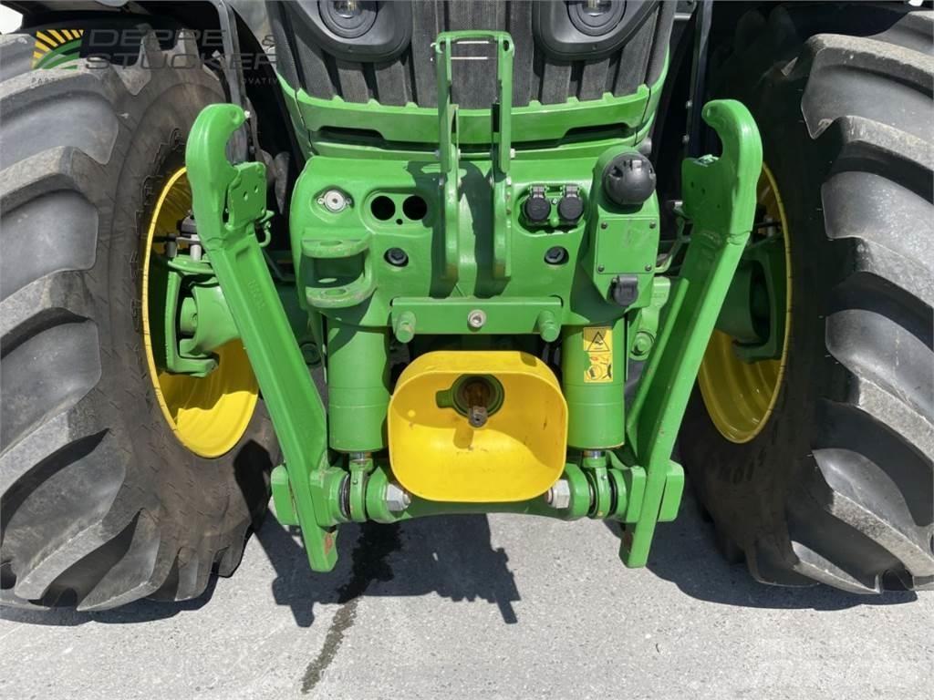 John Deere 6R 250 Traktory