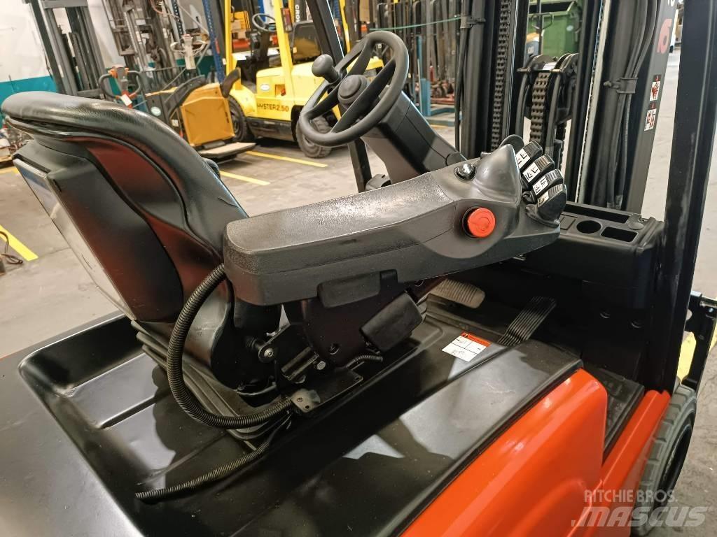 Hyster (6479) J20XN Akumulátorové vozíky