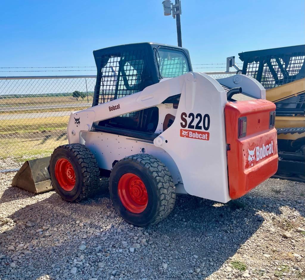 Bobcat S 220 Šmykom riadené nakladače