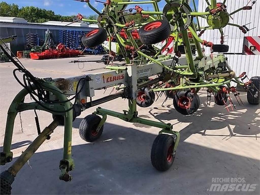 CLAAS Volto 1320 T Obracače a zhrabovače sena