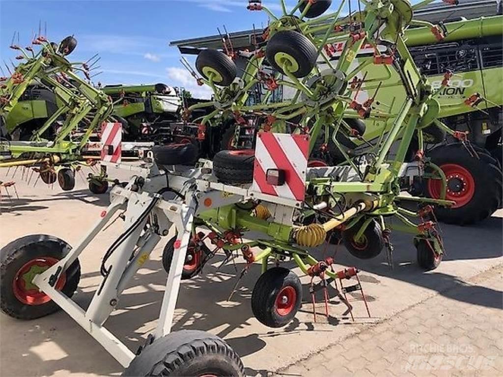 CLAAS Volto 1320 T Obracače a zhrabovače sena