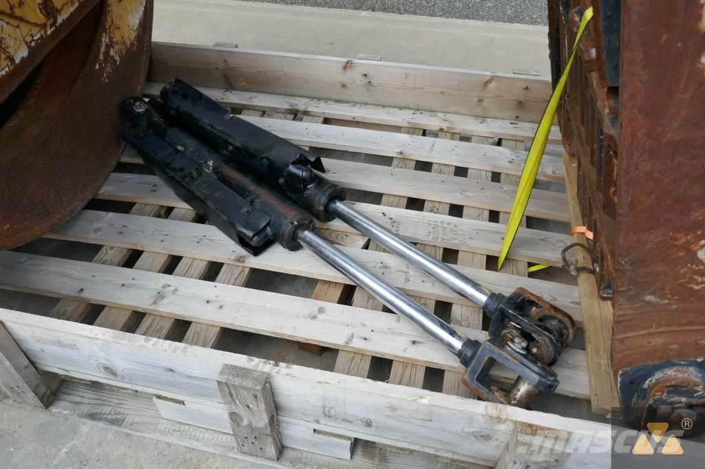 CAT 525D Grapple Doprava – ostatné