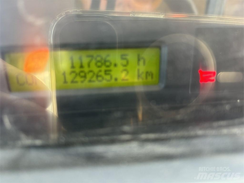 Komatsu HD465-7EO Stavebné sklápače