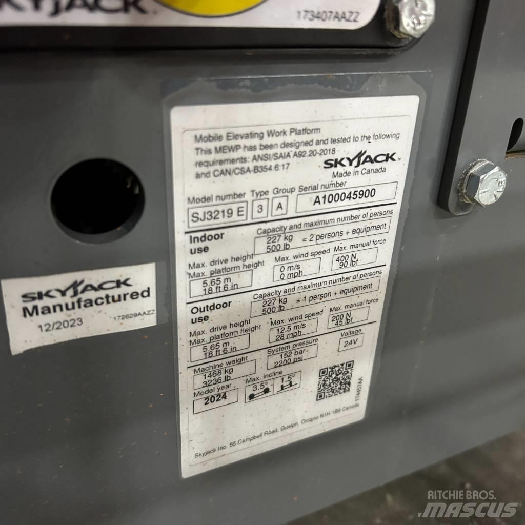 SkyJack SJ 3219 Nožnicové zdvíhacie plošiny