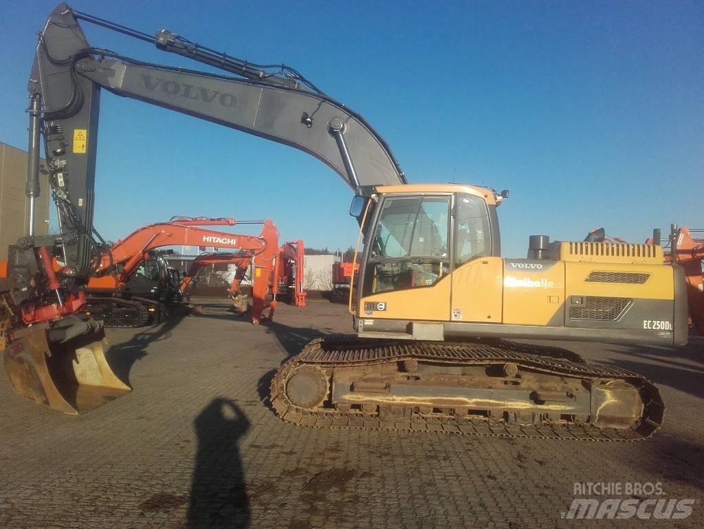 Volvo EC250DL Pásové rýpadlá