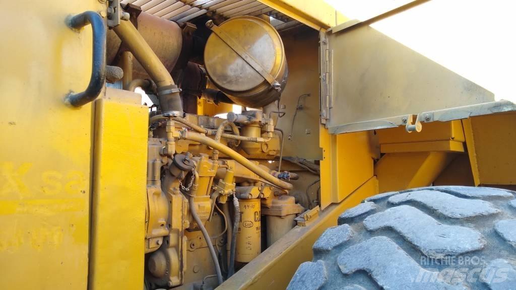 CAT 950E Kolesové nakladače