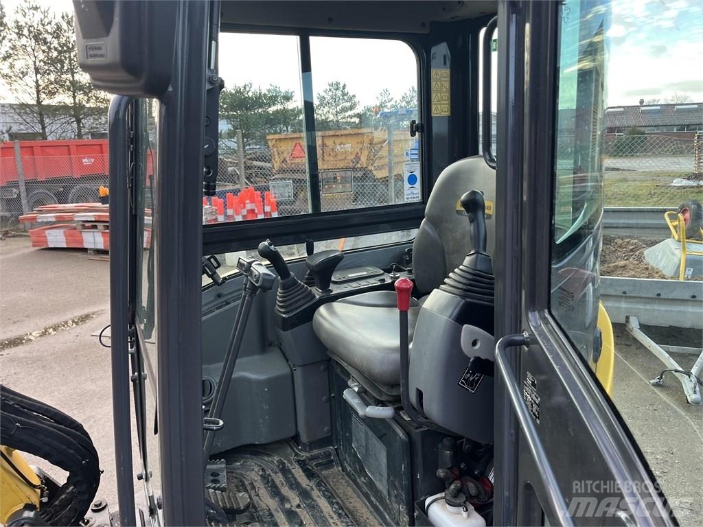 New Holland E 26 C Mini rýpadlá < 7t
