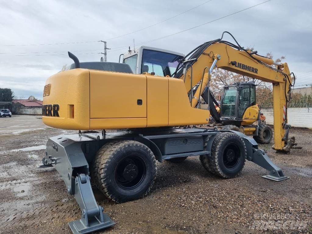 Liebherr A 900 C Kolesové rýpadlá