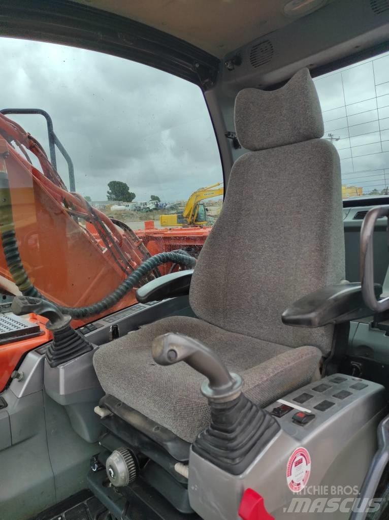 Doosan DX 180 LC Pásové rýpadlá