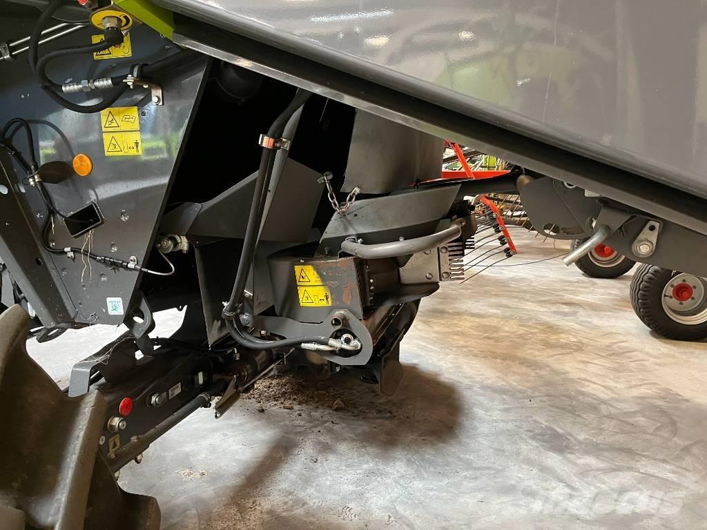 CLAAS LEXION 660 Kombinované zberacie stroje