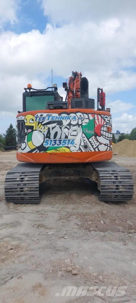 Hitachi ZX 135 US-6 Pásové rýpadlá