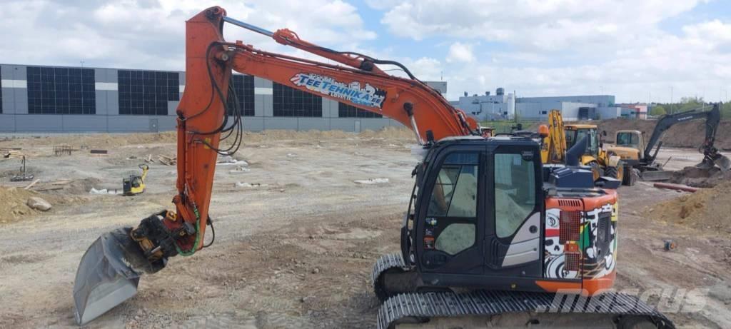 Hitachi ZX 135 US-6 Pásové rýpadlá