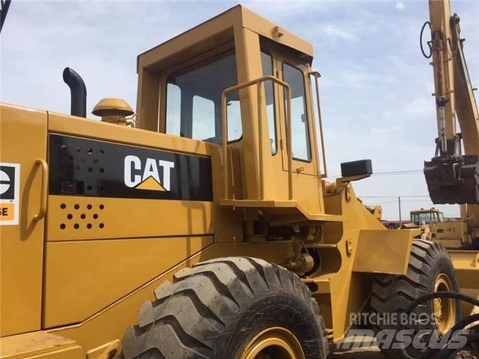 CAT 966E Kolesové nakladače