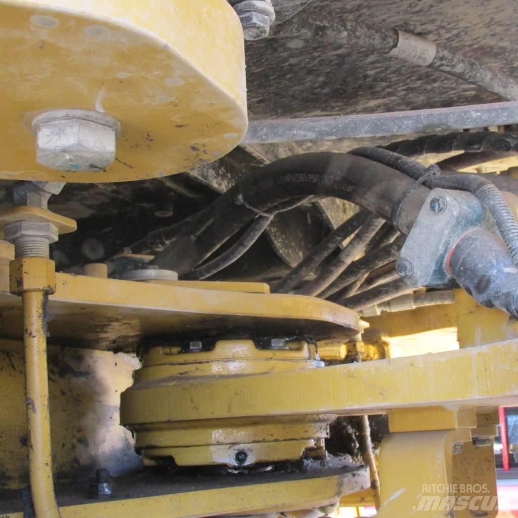 CAT CAT 966L Kolesové nakladače